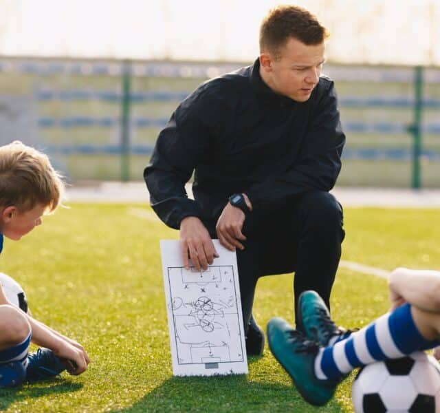 Psicologo dello sport, Mental training atleti, Consulenza psicologica sportiva, Supporto psicologico sport, Psicologia e prestazioni sportive, Psicologo per atleti, Preparazione mentale sportiva, Psicologia per allenatori, Gestione ansia nello sport, Motivazione sportiva, Psicologo dello sport Cagliari, Mental trainer Cagliari, Psicologia sportiva Sardegna, Supporto psicologico atleti Cagliari, Mental coach sportivo Cagliari, Come migliorare la performance sportiva, Strategie per la concentrazione in gara, Tecniche di rilassamento per atleti, Come gestire lo stress nelle competizioni, Allenamento mentale per sportivi, Psicologia sportiva per allenatori, Relazione tra genitori e atleti, Come sostenere i figli nello sport, Comunicazione efficace nello sport, Crescita personale attraverso lo sport, Focus mentale negli sportivi, Resilienza nello sport, Superare le paure nello sport, Ottimizzazione delle prestazioni mentali, Psicologia applicata allo sport