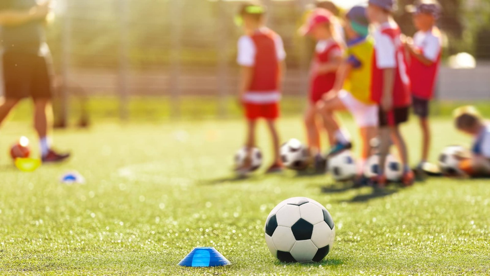 Psicologo dello sport, Mental training atleti, Consulenza psicologica sportiva, Supporto psicologico sport, Psicologia e prestazioni sportive, Psicologo per atleti, Preparazione mentale sportiva, Psicologia per allenatori, Gestione ansia nello sport, Motivazione sportiva, Psicologo dello sport Cagliari, Mental trainer Cagliari, Psicologia sportiva Sardegna, Supporto psicologico atleti Cagliari, Mental coach sportivo Cagliari, Come migliorare la performance sportiva, Strategie per la concentrazione in gara, Tecniche di rilassamento per atleti, Come gestire lo stress nelle competizioni, Allenamento mentale per sportivi, Psicologia sportiva per allenatori, Relazione tra genitori e atleti, Come sostenere i figli nello sport, Comunicazione efficace nello sport, Crescita personale attraverso lo sport, Focus mentale negli sportivi, Resilienza nello sport, Superare le paure nello sport, Ottimizzazione delle prestazioni mentali, Psicologia applicata allo sport